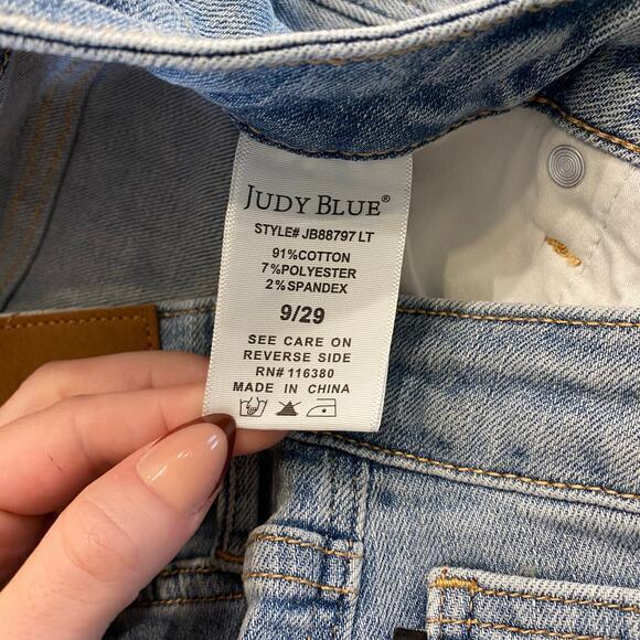 Judy Blue Distressed Skinny Jeans Size 9 /29 - Picture 7 of 10